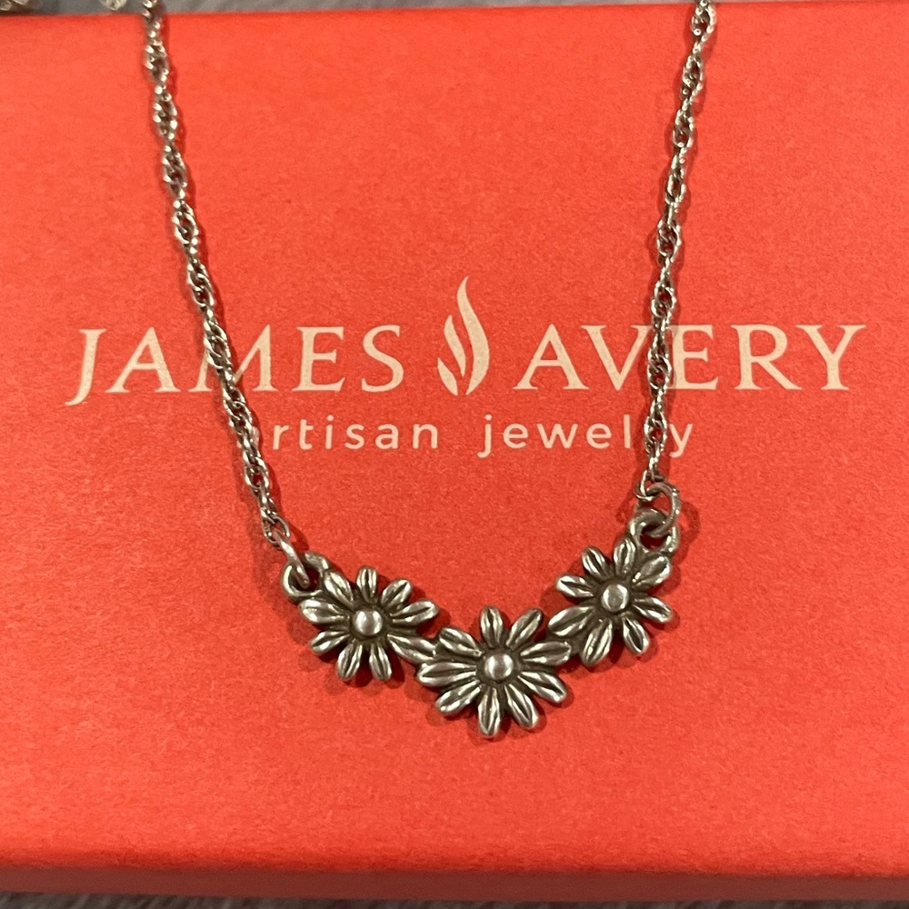 Retired James Avery Necklace